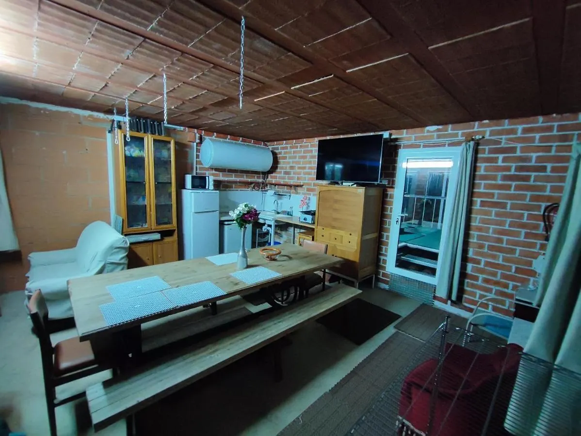 Apartment & Rooms Constanti Homestay